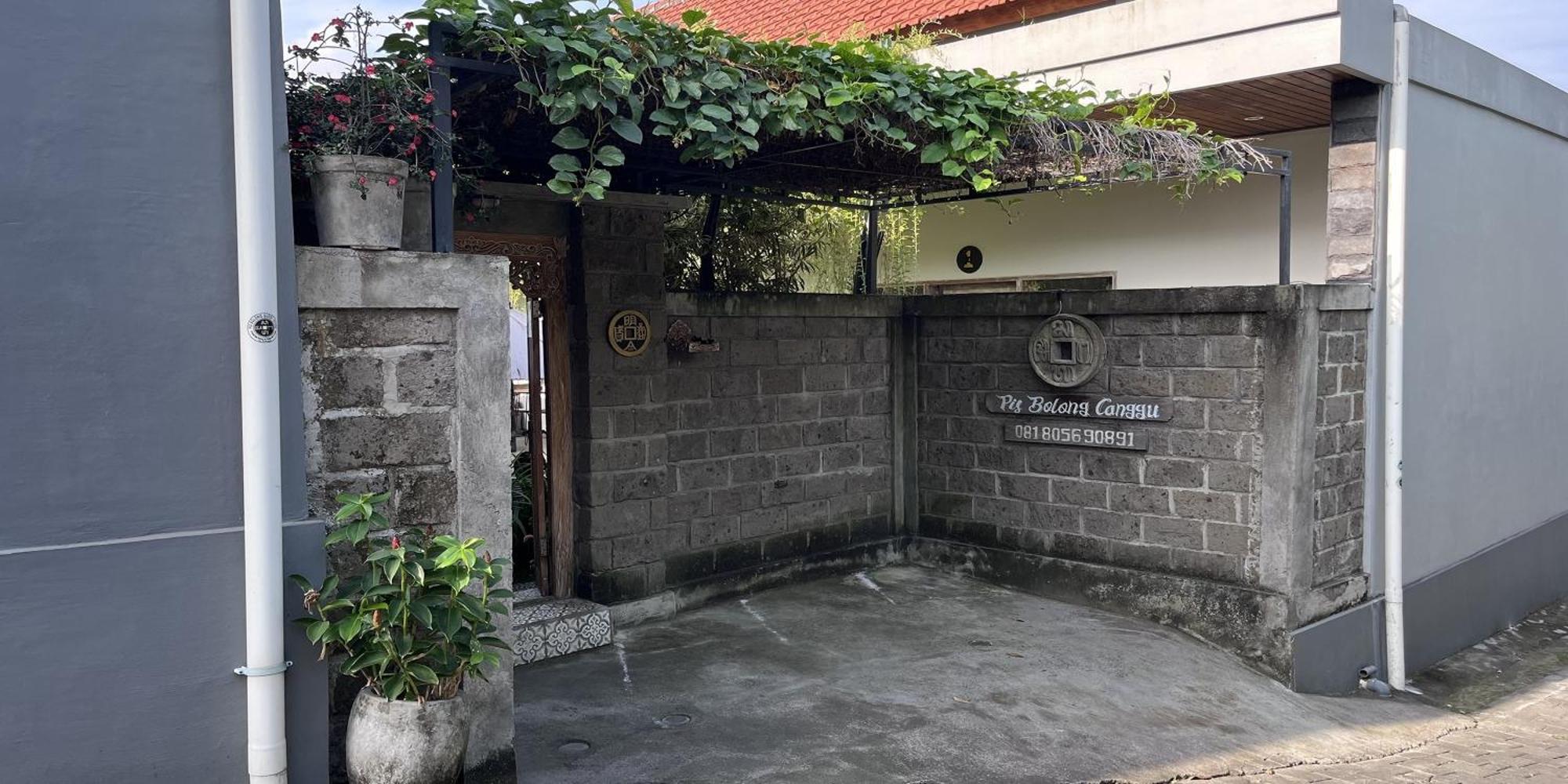 Pis Bolong Canggu 外观 照片